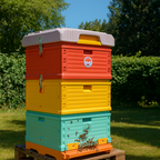 Backyard and garden insulated bee hive for beginner and professional beekeepers